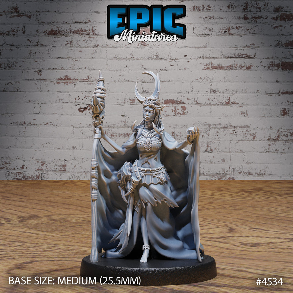 Dragon Blood Shamaness Option #4534 front DND miniature Safari Tour 16k resin