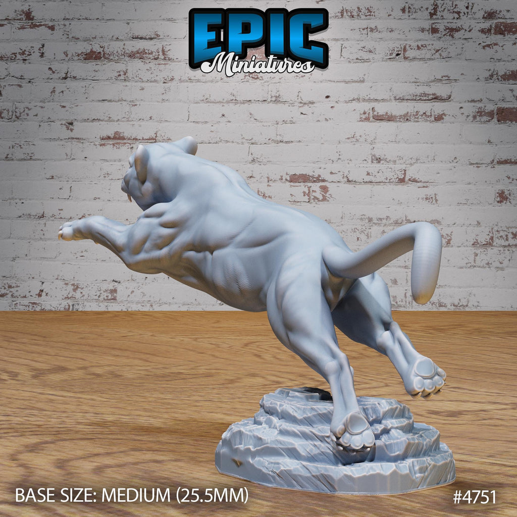 Black Panther Option #4751 back DND miniature Old Fables 16k resin