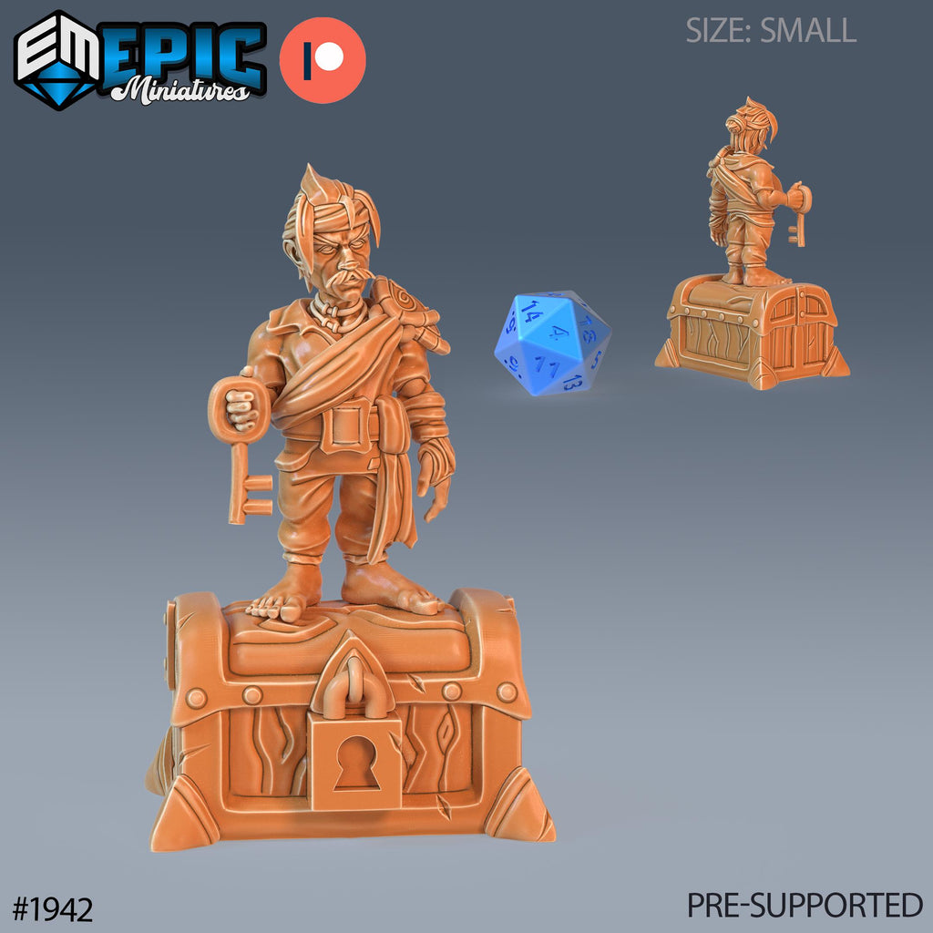 Gnome Pirate Option #1942 front DND miniature Treasure Hunt 16k resin