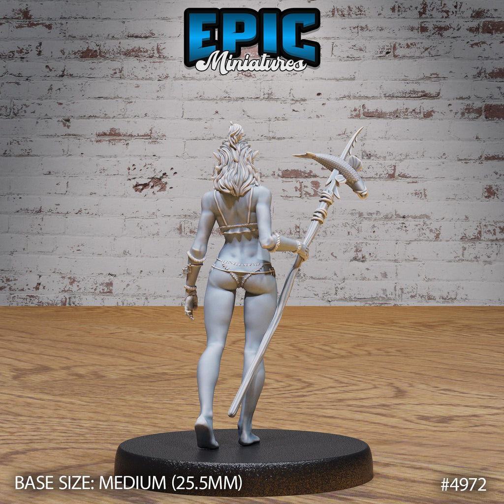 Orc Fisher Female Option #4973 front DND miniature Savage Attack 16k resin