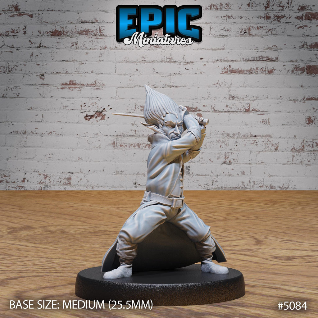 Halfling Noble Option #5084 front DND miniature Halfling Meadows 16k resin