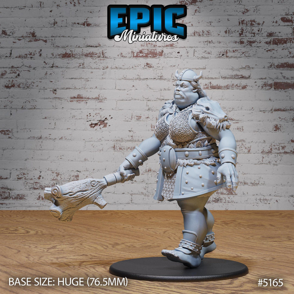 Hill Giantess Option #5165 front DND miniature Northern Tales 16k resin
