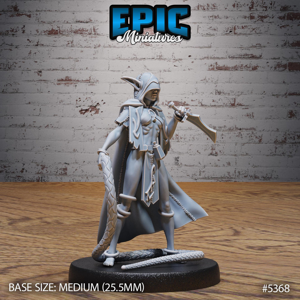 Elf Vampire Lady 3 v2 front DND miniature Bloody Night 16k resin