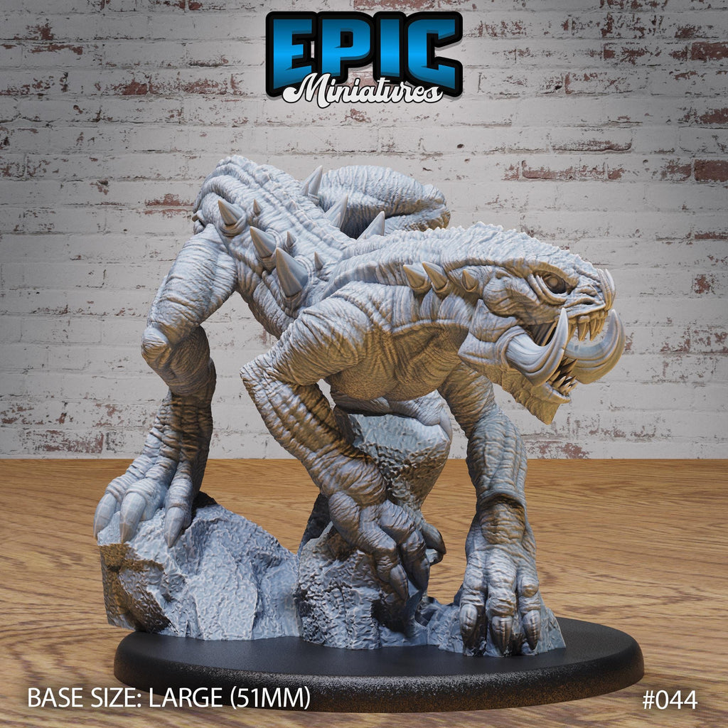 Cave Crawler Option #044 front DND miniature Dwarf Army Pack 16k resin