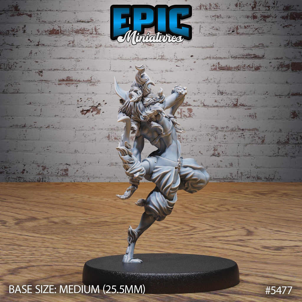 Lynx Folk Dancer Option #5477 back DND miniature Death Desert 16k resin