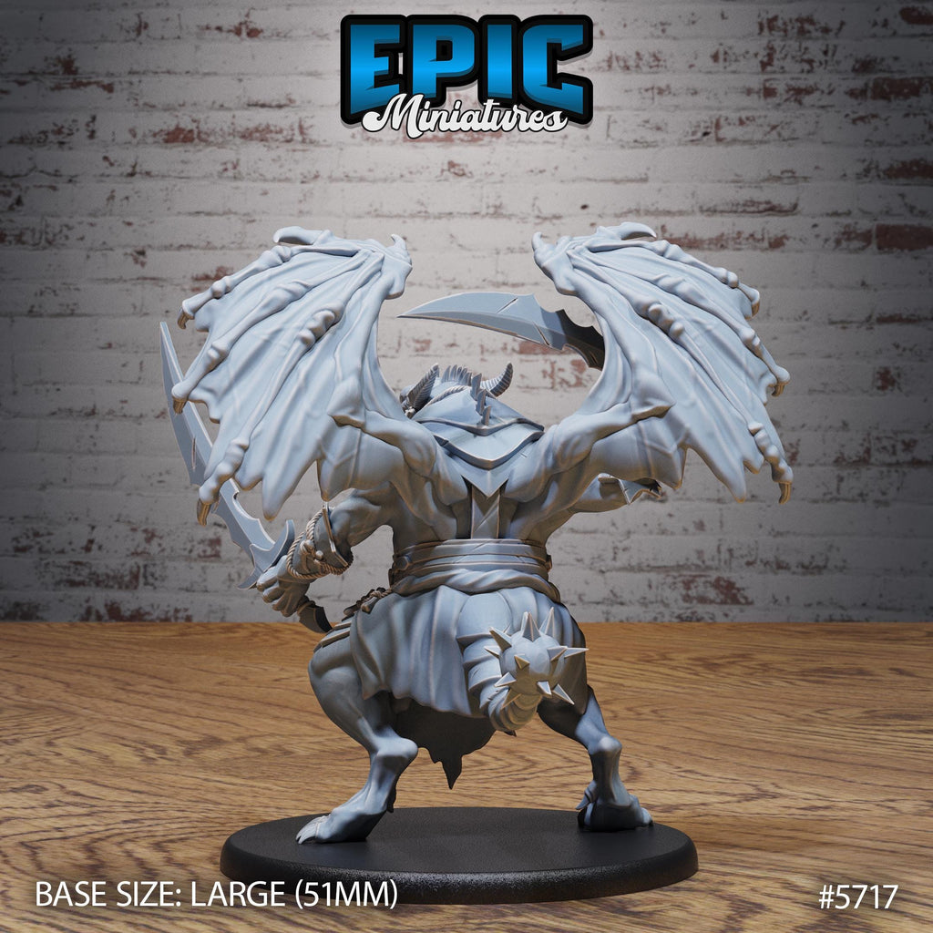 Draconian Butcher Option #5717 front DND miniature Dragon Hunt 16k resin