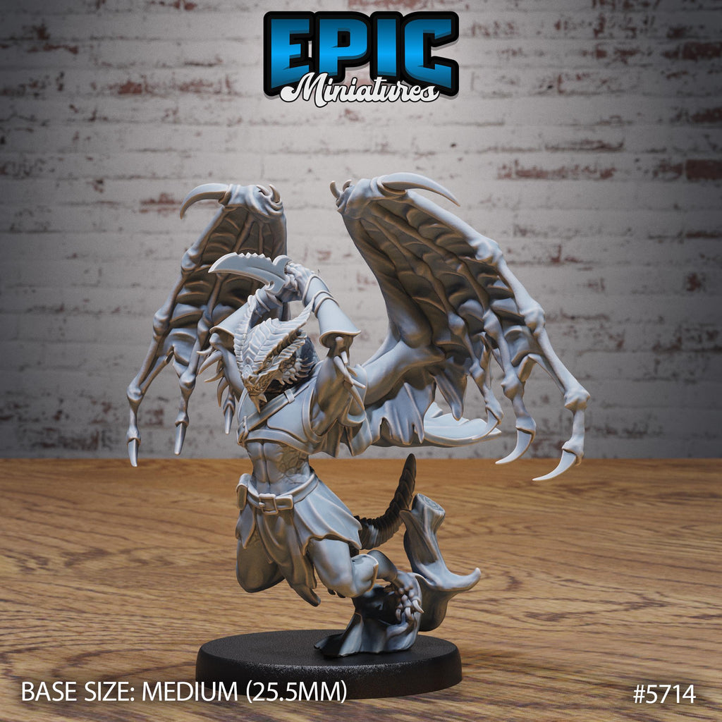 Draconian Rogue Option #5714 front DND miniature Dragon Hunt 16k resin