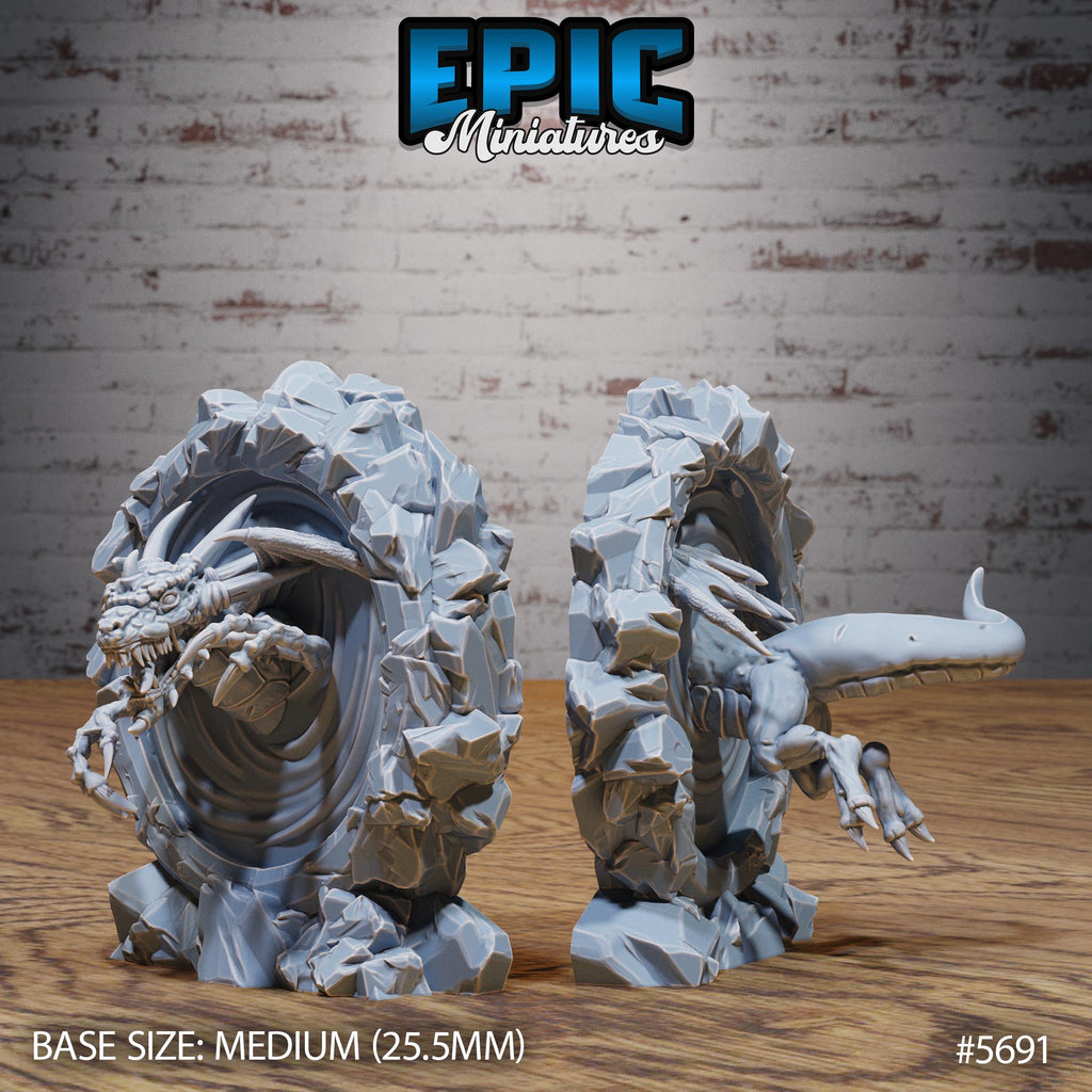 Abyss Drake Option #5691 front DND miniature Dragon Hunt 16k resin