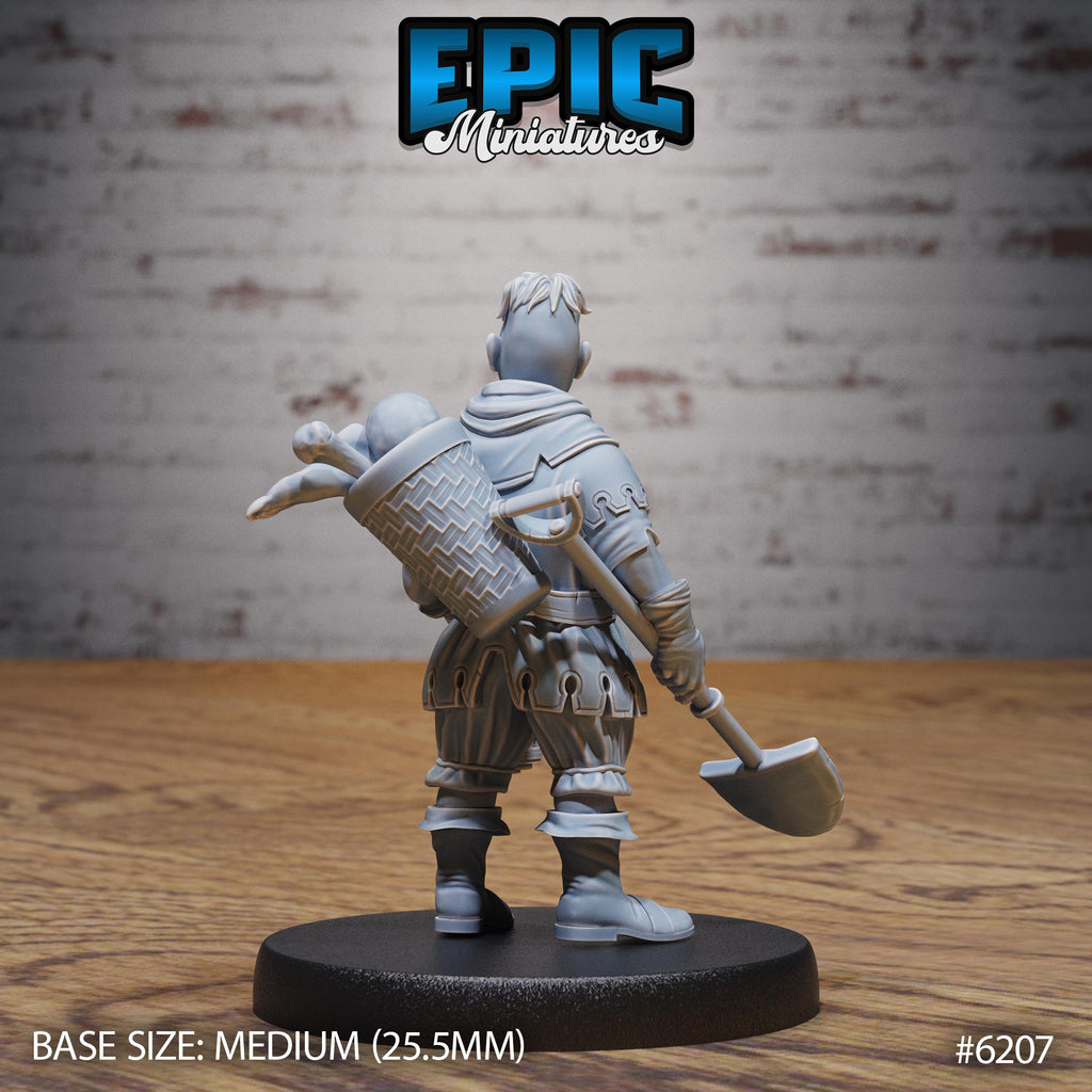 Grave Digger Option #6207 back DND miniature Undead Souls 16k resin
