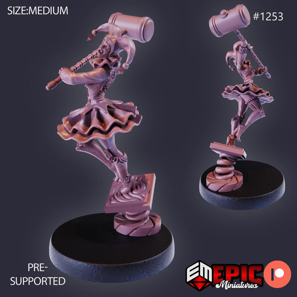 Harlequin Mad Girl Option #1253 front DND miniature Halloween Horror 16k resin