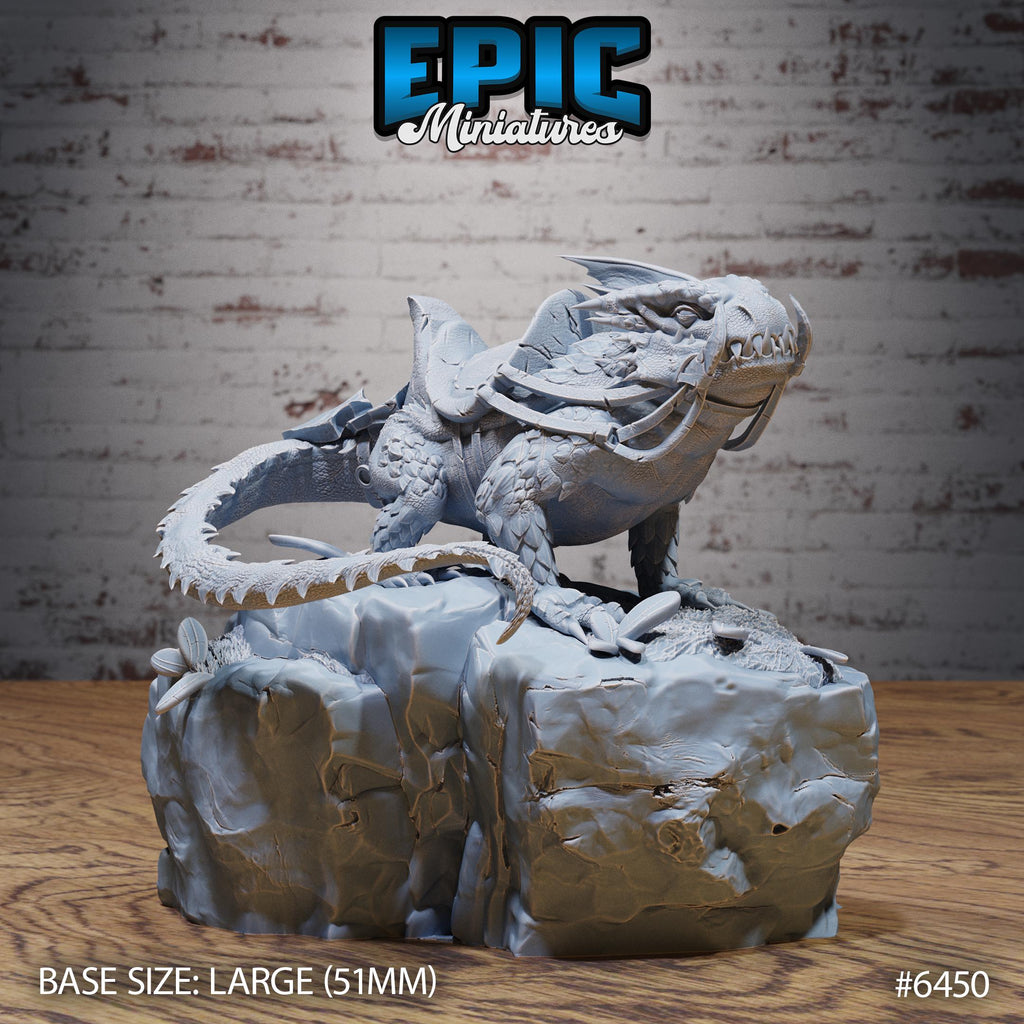 Giant Lizard Option #6450 front DND miniature Dragons Reborn 16k resin
