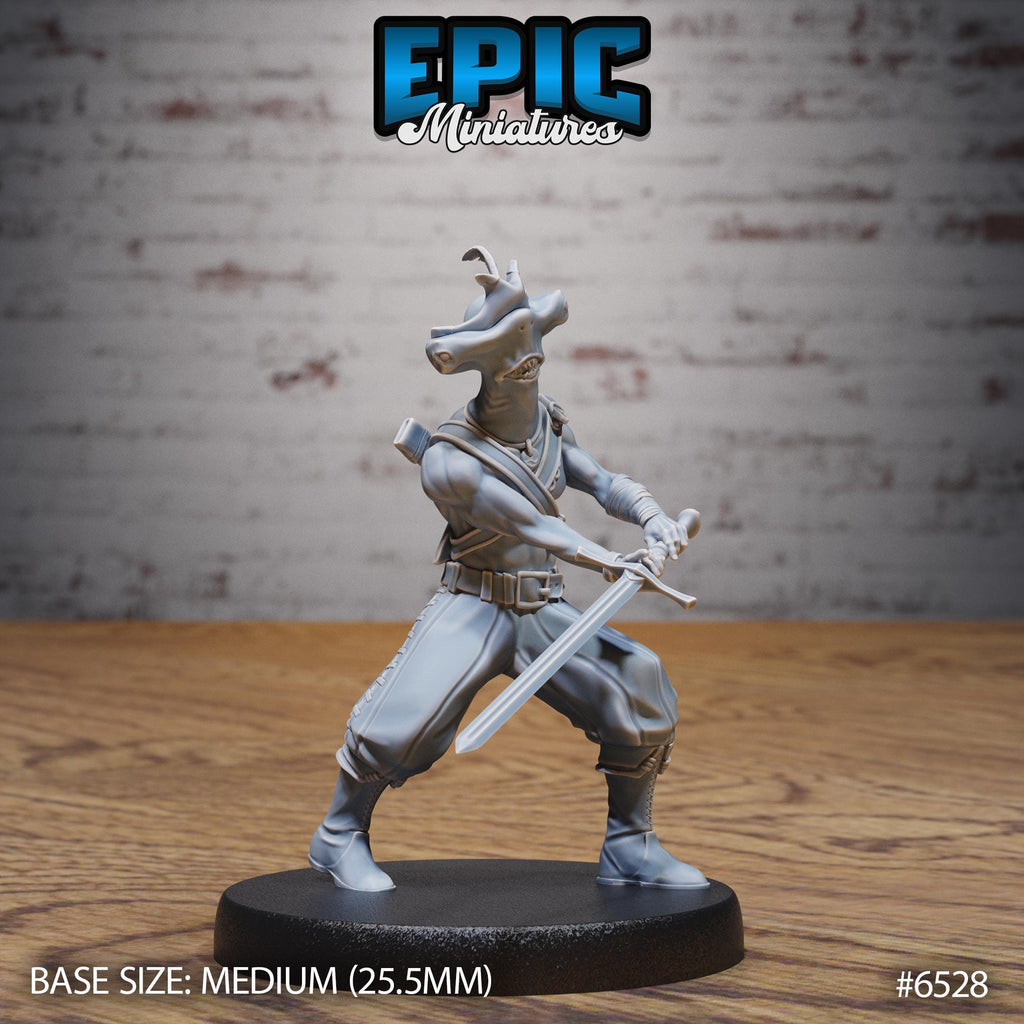 Hammer Fish Pirate Option #6528 front DND miniature Deep Dive 16k resin
