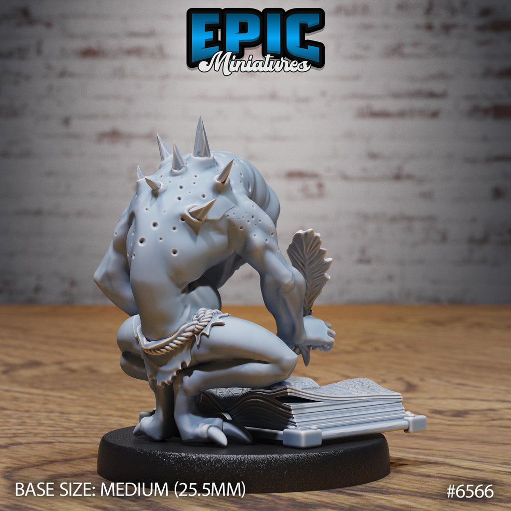 Nothic Baby Option #6566 back DND miniature Magical Library 16k resin