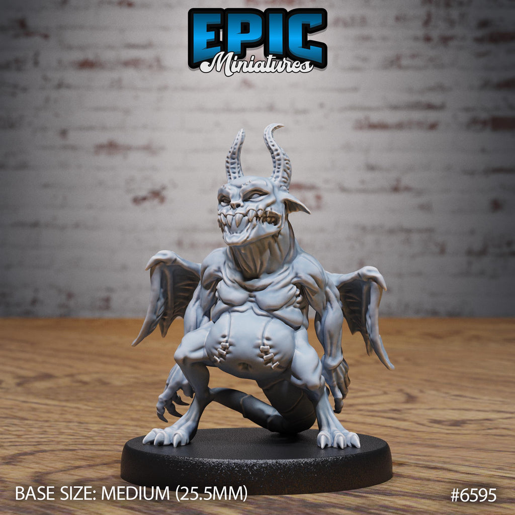 Homunculus Option #6595 front DND miniature Magical Library 16k resin