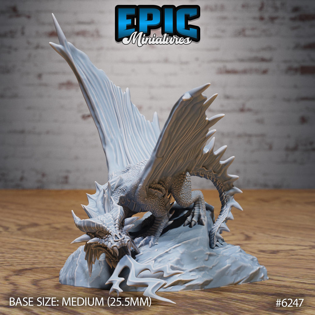 Gold Dragon Wyrmling Option #6247 front DND miniature Heavenly Battle 16k resin