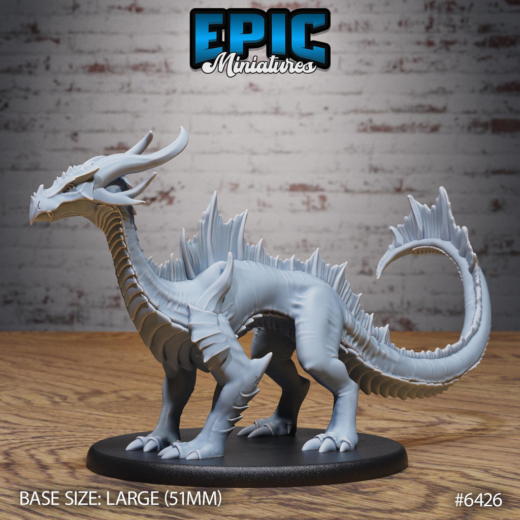 Emerald Guard Drake Option #6426 front DND miniature Dragons Reborn 16k resin