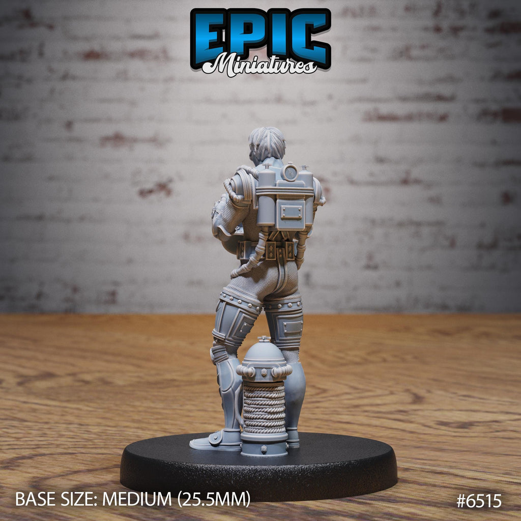 Treasure Driver Option #6515 back DND miniature Deep Dive 16k resin