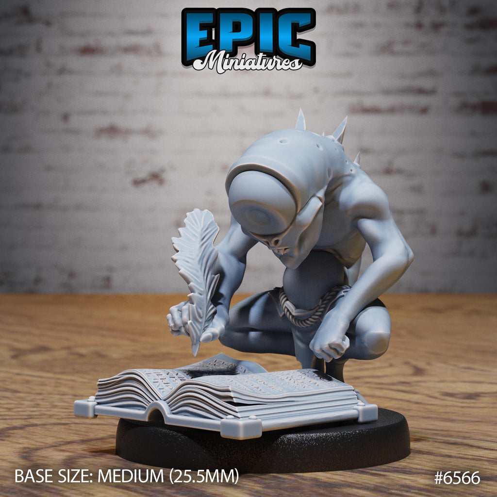 Nothic Baby Option #6566 front DND miniature Magical Library 16k resin
