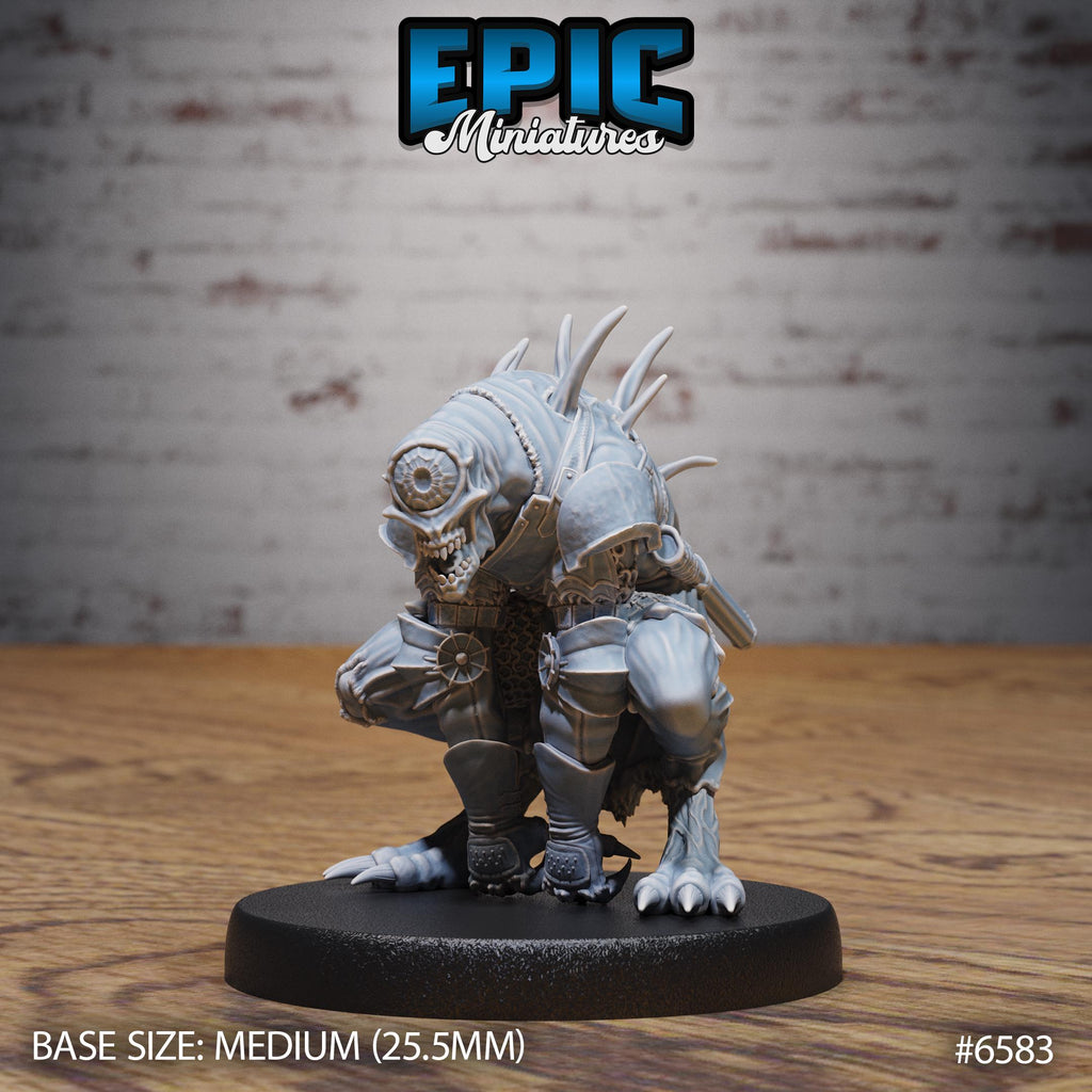 Nothic Knight Option #6583 front DND miniature Magical Library 16k resin