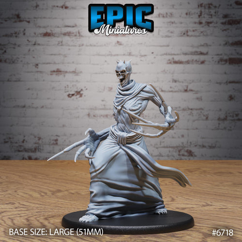 Bone Claw Option #6718 front DND miniature Lich Lords Crypt 16k resin