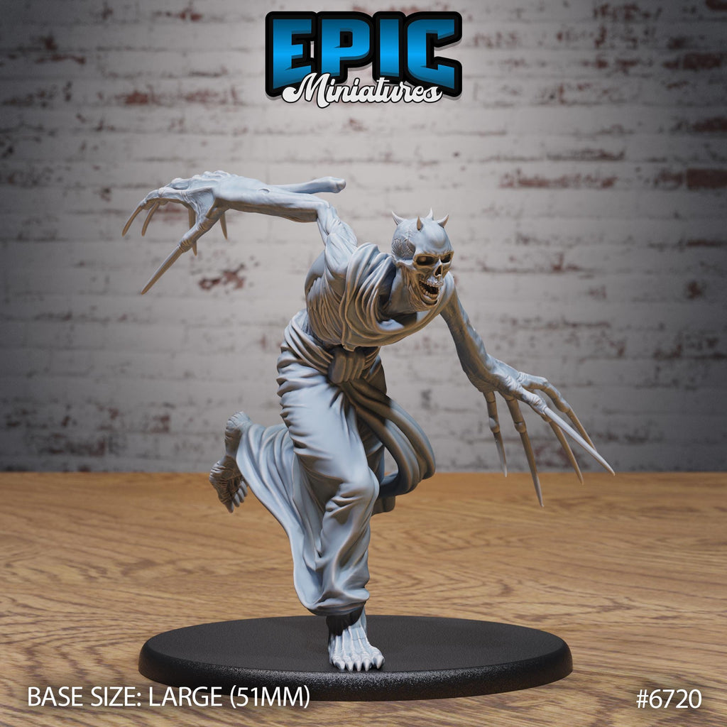 Bone Claw Option #6720 front DND miniature Lich Lords Crypt 16k resin