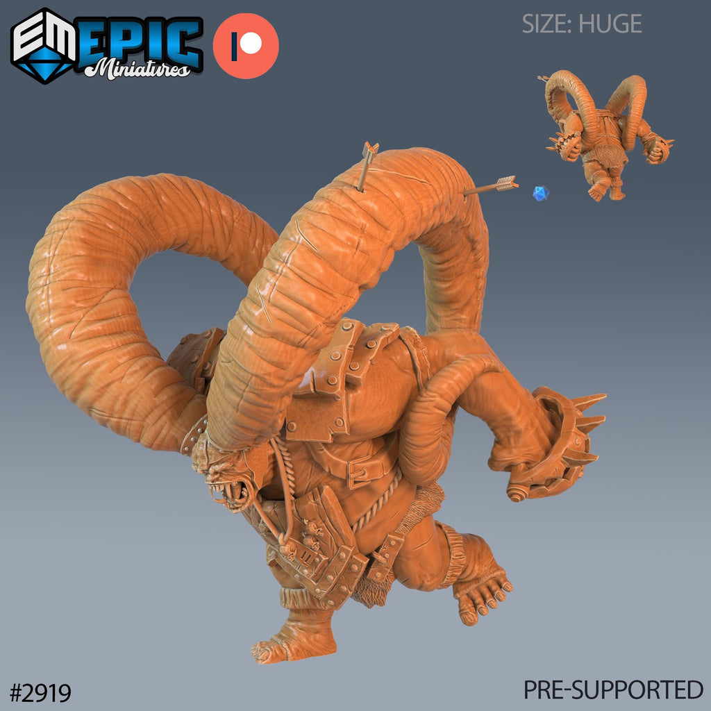 Goblin Throwing Troll Option #2919 front DND miniature Goblin Caves 16k resin