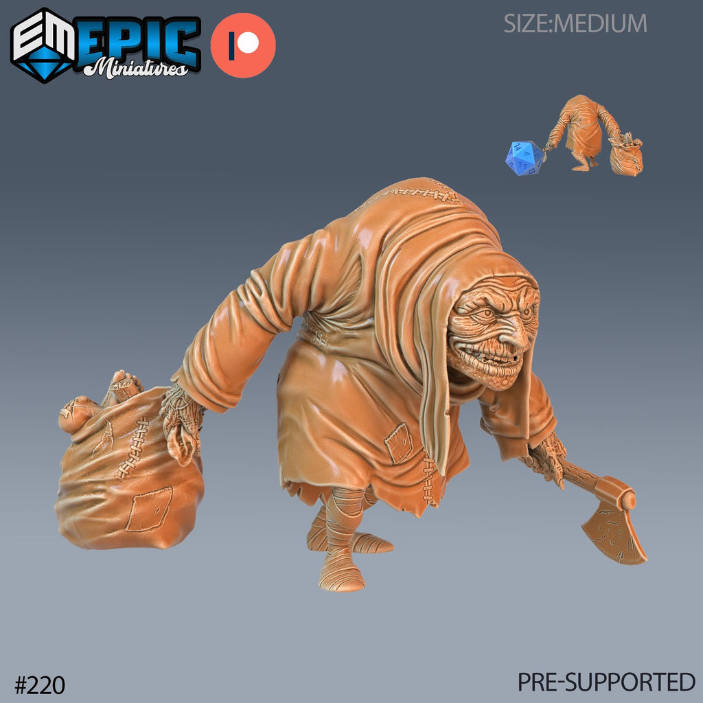 Hunchback Option #220 front DND miniature Castle of Terror 16k resin