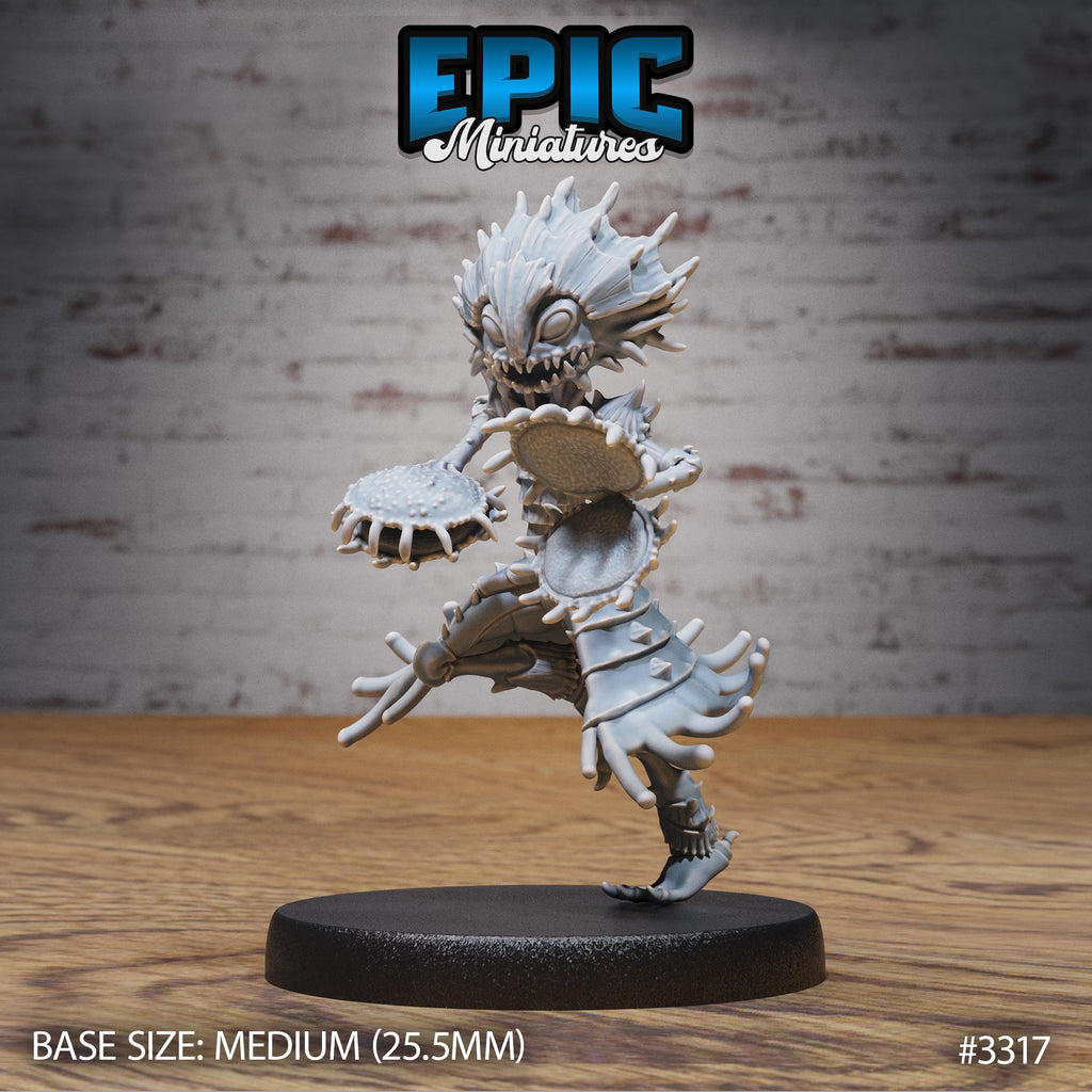Flytrap Dryad Option #3317 front DND miniature Insectoid Jungle 16k resin