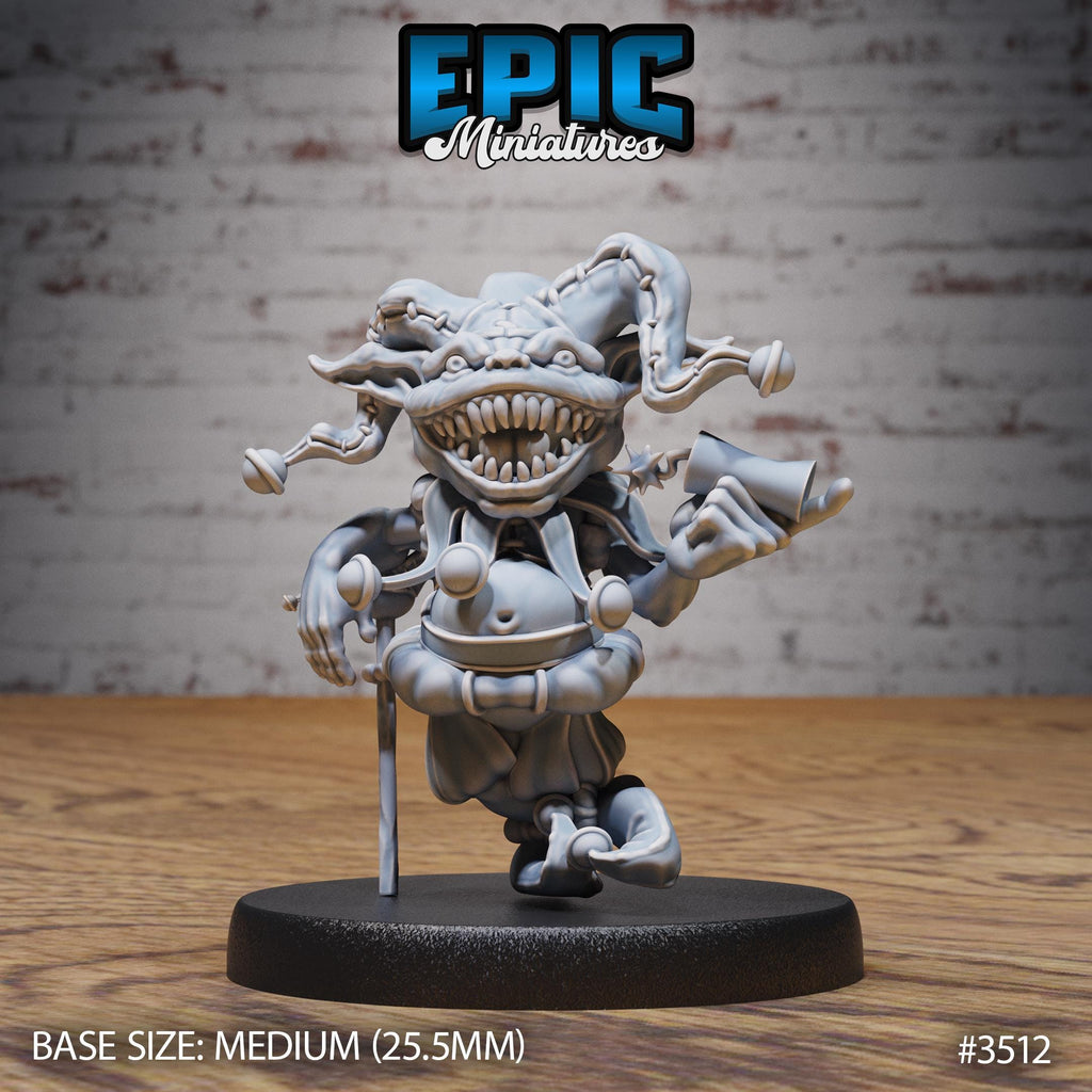 Goblin Clown Option #3512 front DND miniature Nightsky Carnival 16k resin