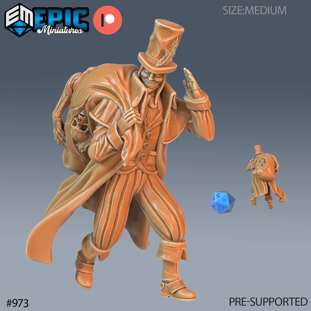 Grave Digger Set of 3 DND Minis | Blood Moon Collection | TTRPG | Gothic Barovia Dementlieu Falkovnia Richemulot Bloodborne | Shovel Lamp Option #973 front DND miniature  16k resin