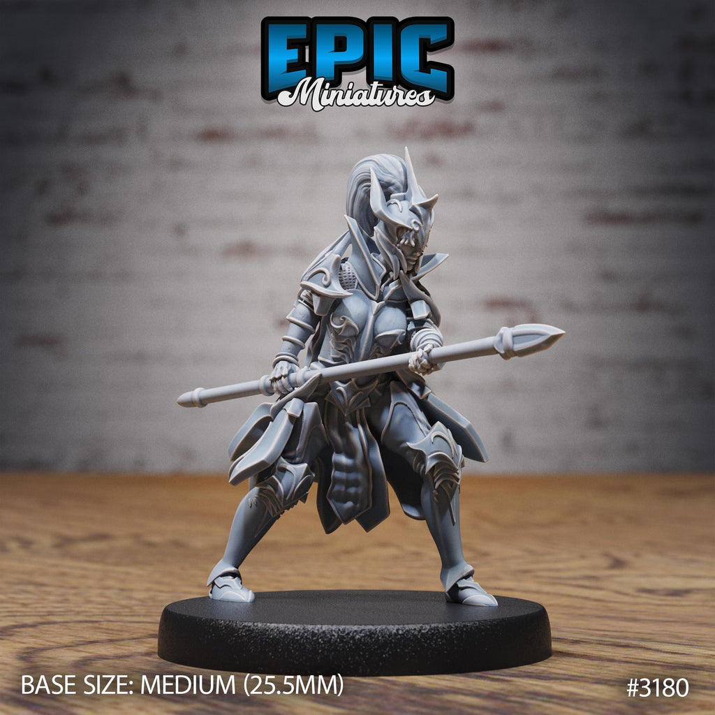 Hunters Guild Female Knight Option #3180 front DND miniature Dragons Reign 16k resin
