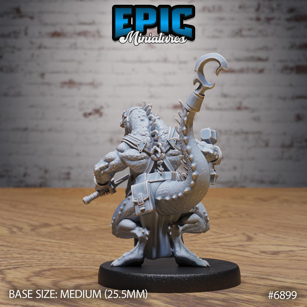 Kobold Blacksmith Option #6899 back DND miniature Knights Honor 16k resin
