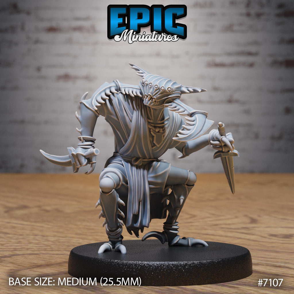 Pincer Insectoid Option #7107 front DND miniature Natural Magic 16k resin