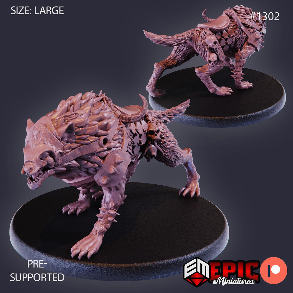 Warg Option #1302 front DND miniature Green Siege 16k resin