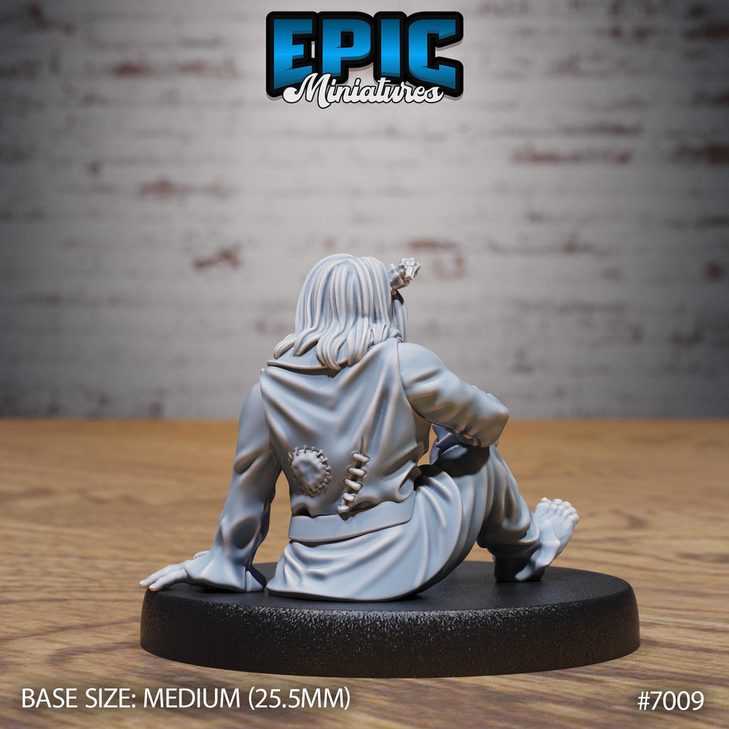 Tiefling Villager Option #7009 back DND miniature Infernal Heritage 16k resin